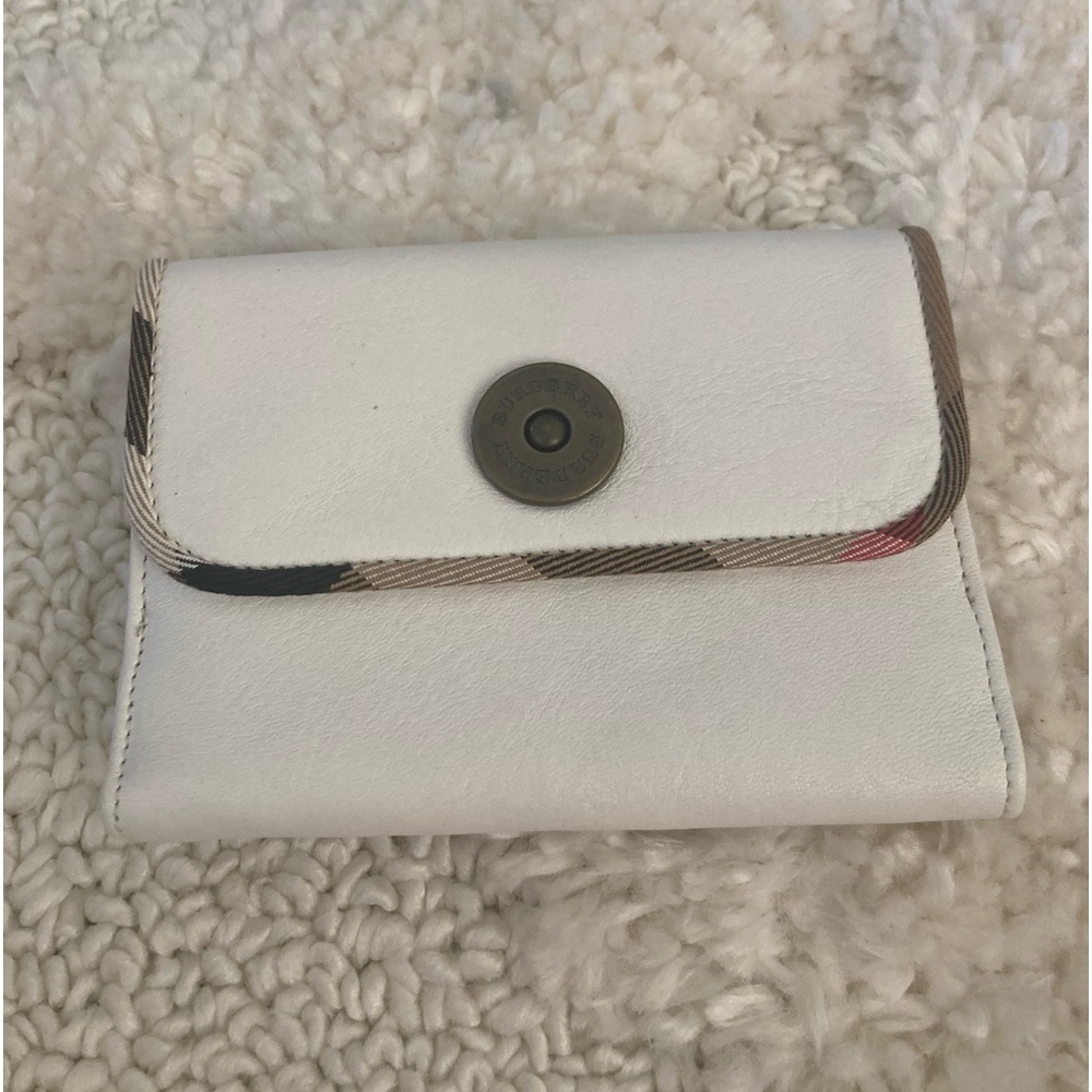 Burberry white leather wallet